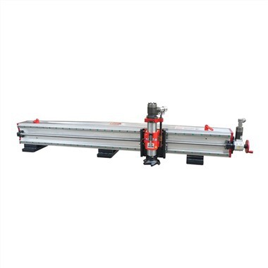 מכונת כרסום Joysung LMA2000 עם מהלך ציר X של 2000 מ"מ לשימוש לעיבוד שבבי